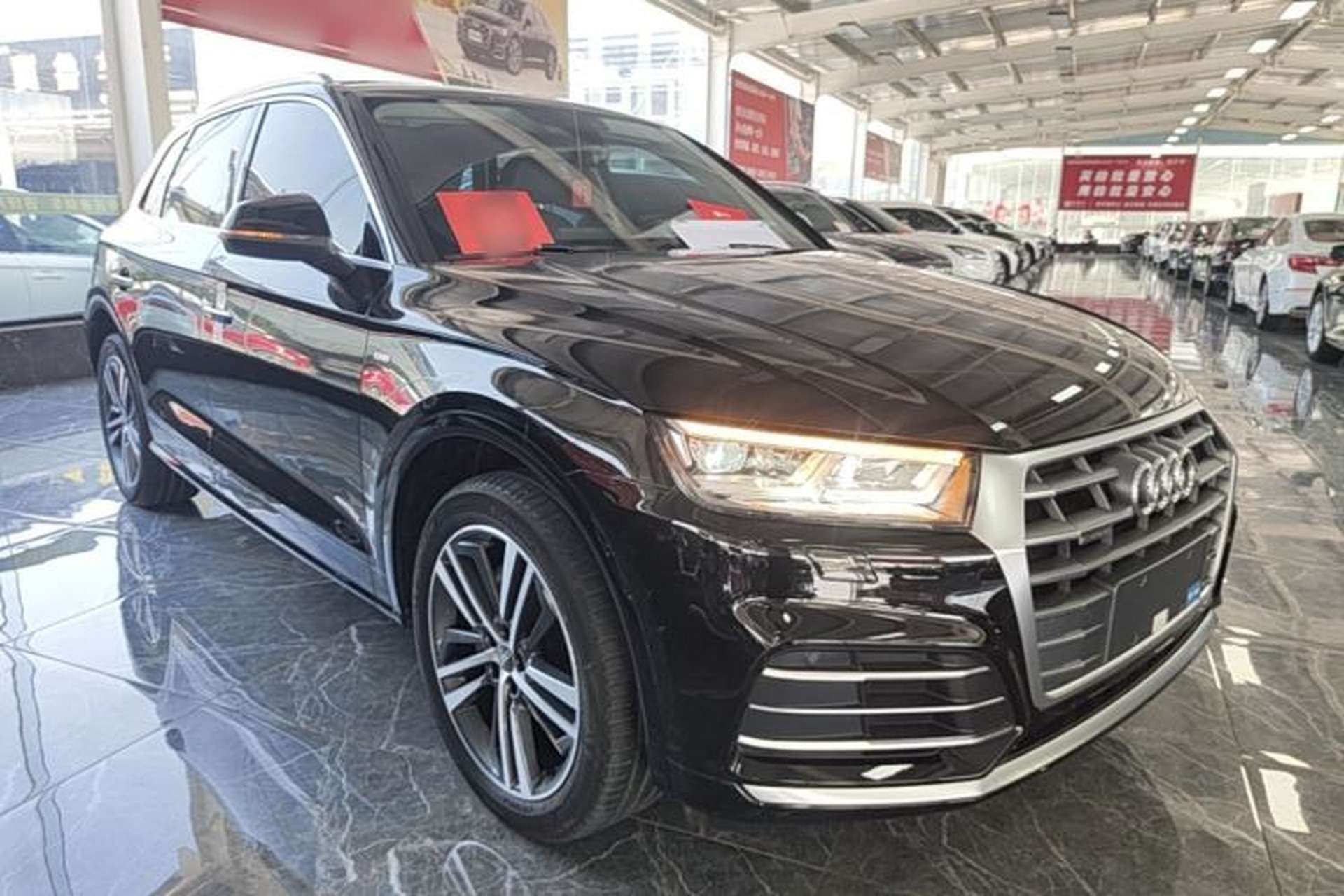 Used Audi Q5L 2020 Updated 40 TFSI Prestige Fashion Edition Front Right 45 Deg