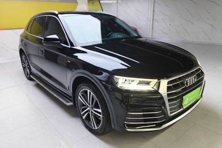 Used Audi Q5L 2020 Updated 40 TFSI Prestige Fashion Edition Front Right 45 Deg