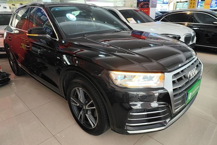 Used Audi Q5L 2020 Updated 40 TFSI Prestige Fashion Edition Front Right 45 Deg