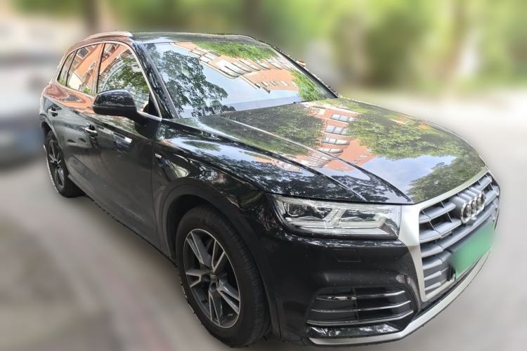 Used Audi Q5L 2020 45 TFSI Prestige Fashion Model Front Right 45 Deg