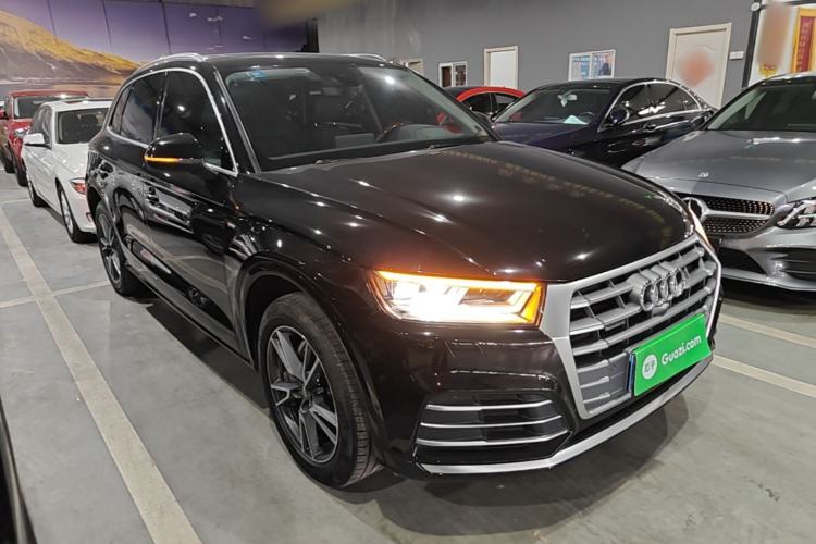 Used Audi Q5L 2020 45 TFSI Prestige Fashion Model Front Right 45 Deg