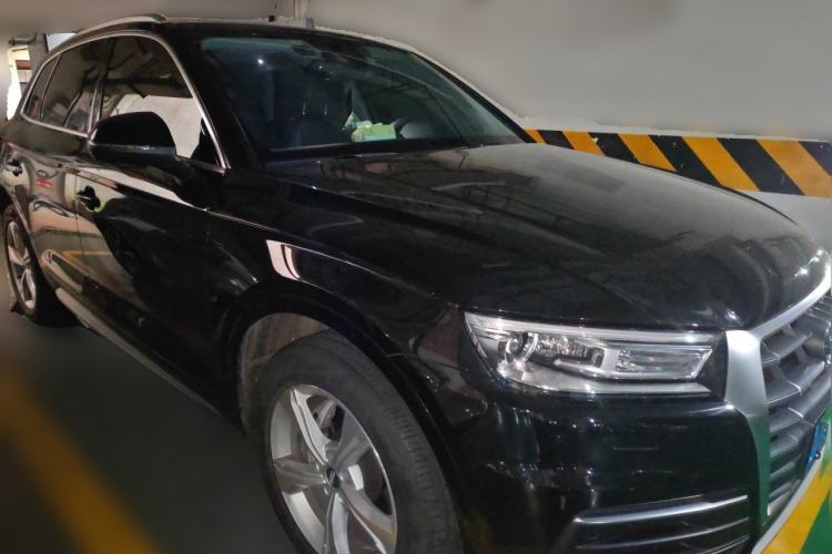 Used Audi Q5L 2020 Revised 40 TFSI Prestige Edition Front Right 45 Deg