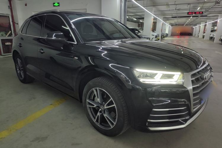 Used Audi Q5L 2020 45 TFSI Prestige Fashion Model Front Right 45 Deg