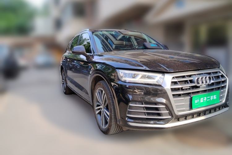 Used Audi Q5L 2020 Updated 40 TFSI Prestige Fashion Edition Front Right 45 Deg