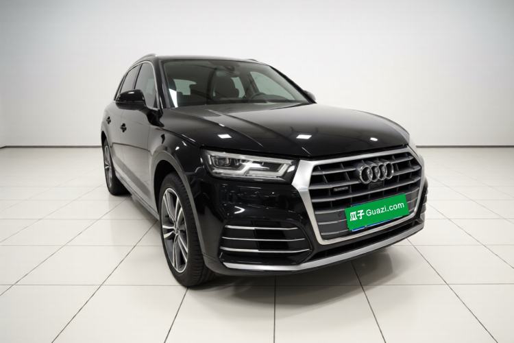 Used Audi Q5L 2020 45 TFSI Prestige Fashion Model Front Right 45 Deg