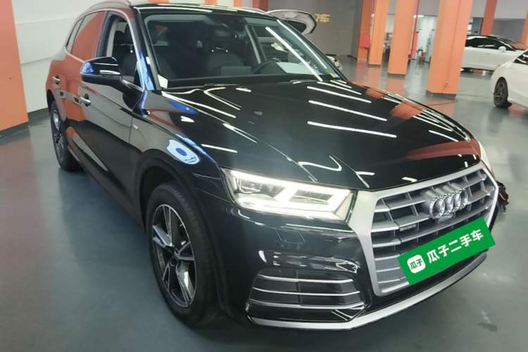 Used Audi Q5L 2020 45 TFSI Prestige Fashion Model Front Right 45 Deg