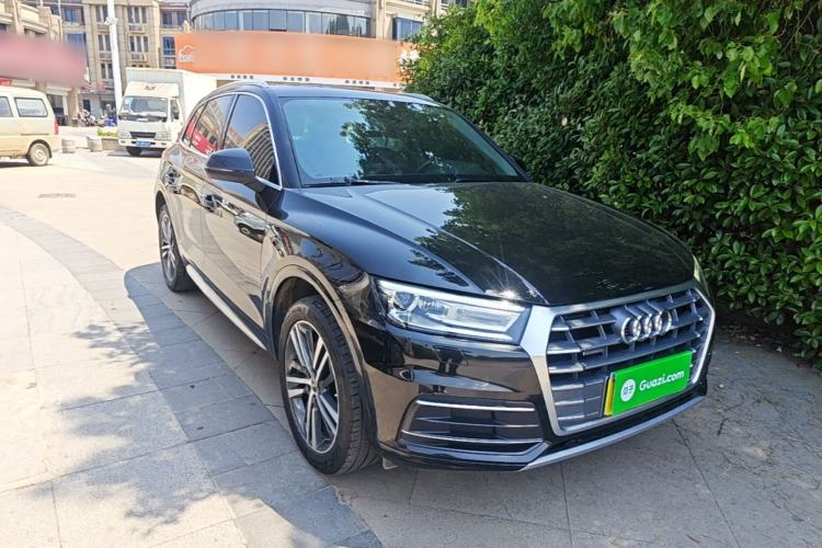 Used Audi Q5L 2020 40 TFSI Prestige Edition Front Right 45 Deg