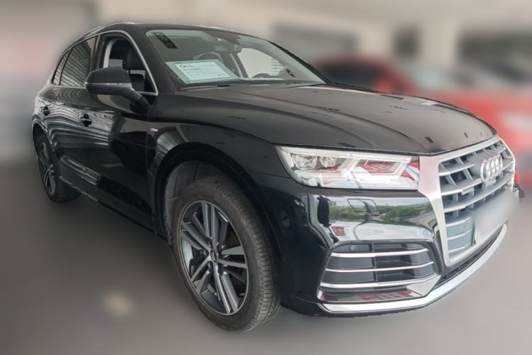 Used Audi Q5L 2020 45 TFSI Prestige Fashion Model Front Right 45 Deg