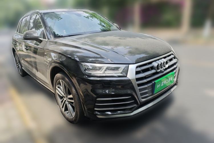 Used Audi Q5L 2020 Updated 40 TFSI Prestige Fashion Edition Front Right 45 Deg