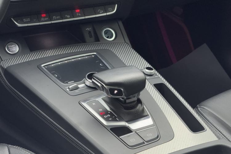 Used Audi Q5L 2020 45 TFSI Prestige Fashion Model Gear Lever
