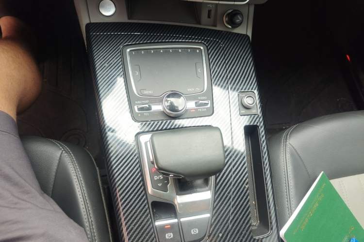 Used Audi Q5L 2020 40 TFSI Prestige Fashion Edition Gear Lever