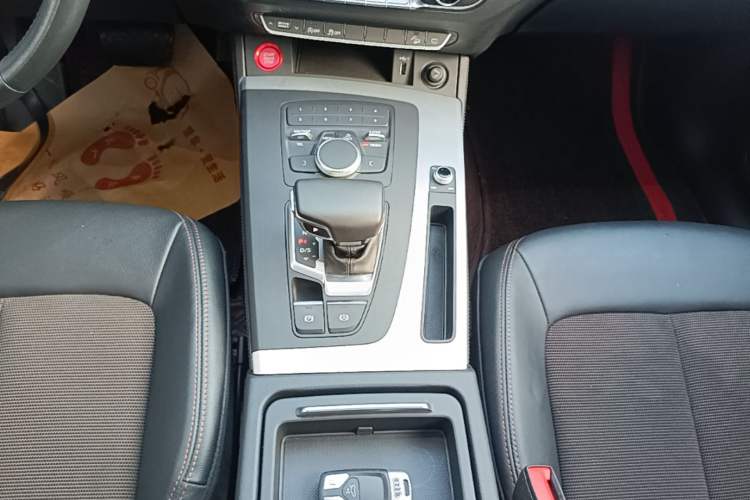 Used Audi Q5L 2020 40 TFSI Prestige Edition Gear Lever