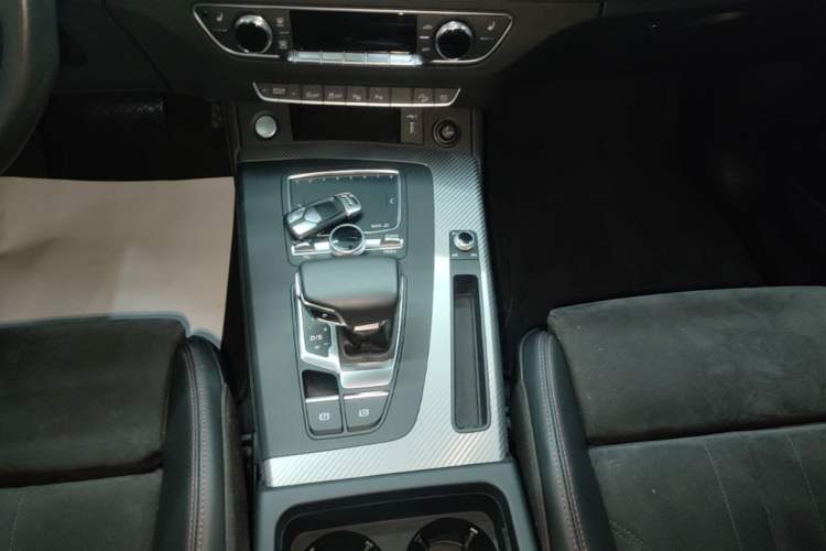 Used Audi Q5L 2020 45 TFSI Prestige Sport Edition Gear Lever