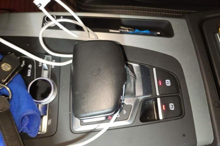 Used Audi Q5L 2020 40 TFSI Prestige Fashion Edition Gear Lever