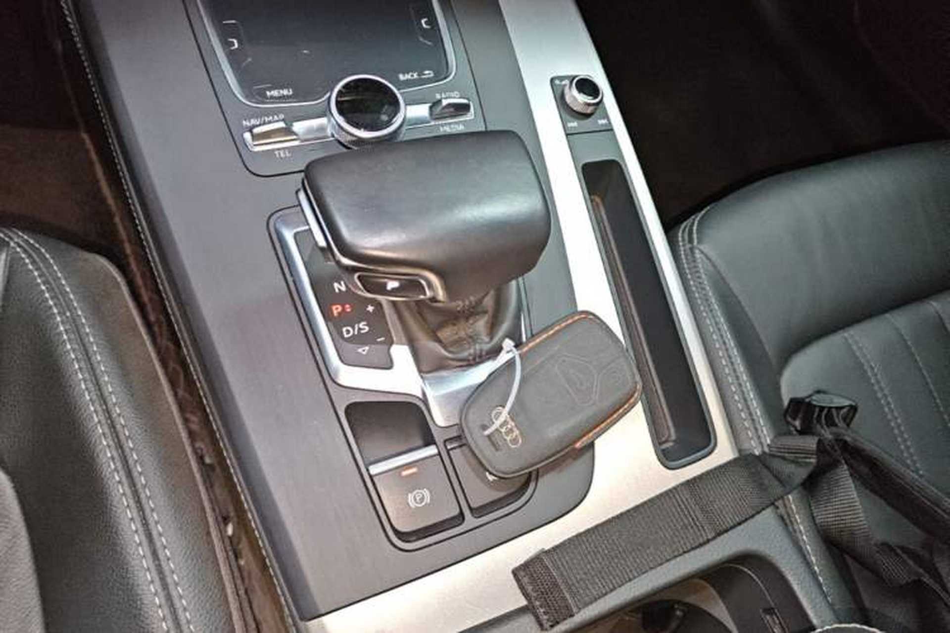 Used Audi Q5L 2020 40 TFSI Prestige Fashion Edition Gear Lever