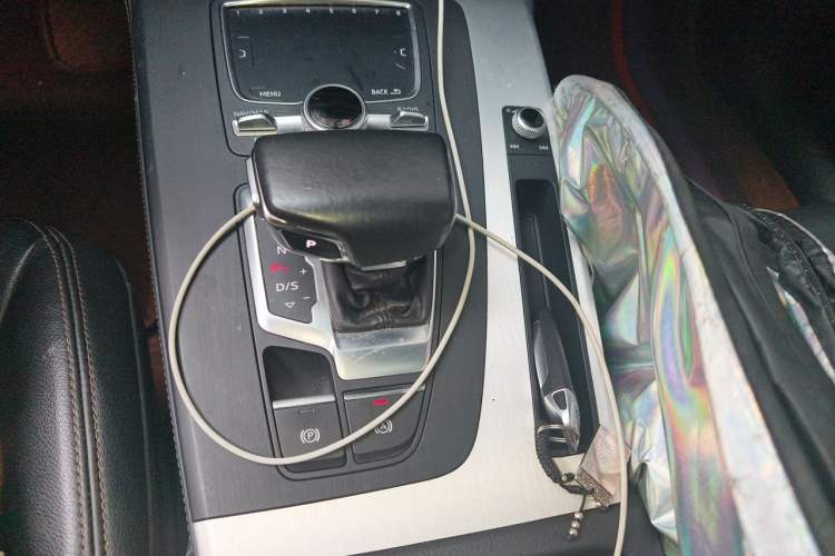 Used Audi Q5L 2020 40 TFSI Prestige Fashion Edition Gear Lever