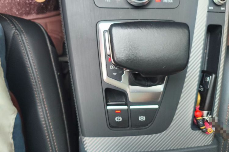 Used Audi Q5L 2020 45 TFSI Prestige Fashion Model Gear Lever