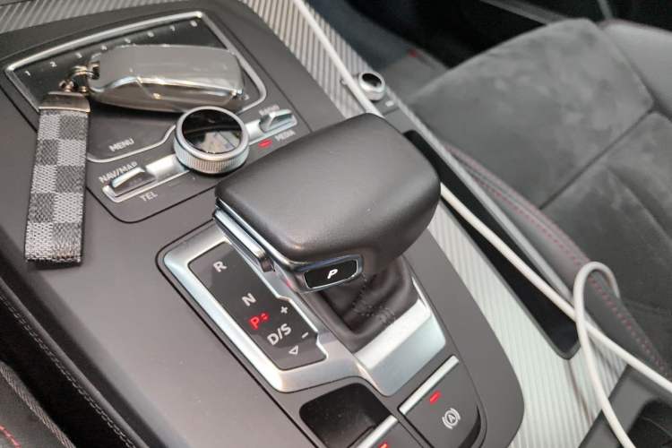 Used Audi Q5L 2020 45 TFSI Prestige Sport Edition Gear Lever