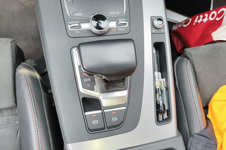 Used Audi Q5L 2020 45 TFSI Prestige Sport Edition Gear Lever