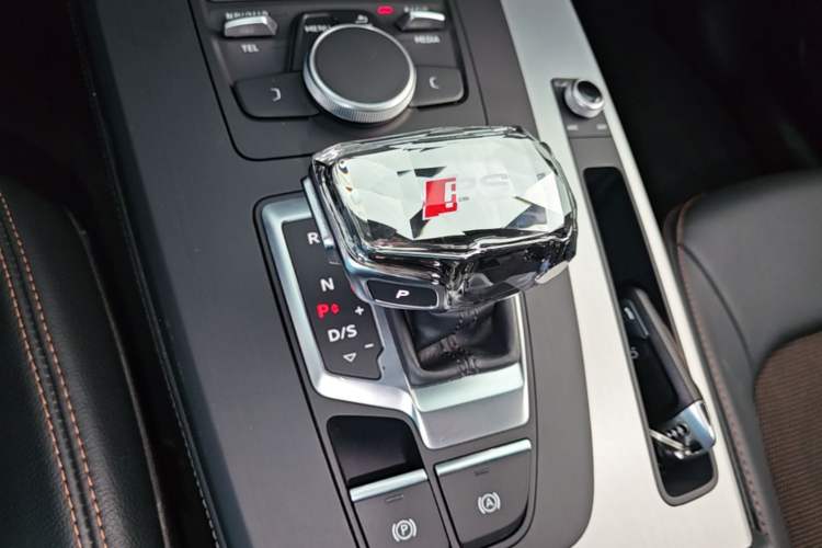 Used Audi Q5L 2020 40 TFSI Prestige Edition Gear Lever