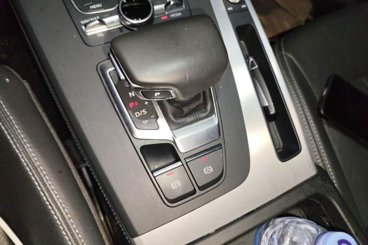 Used Audi Q5L 2020 40 TFSI Prestige Fashion Edition Gear Lever
