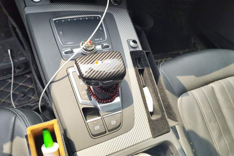 Used Audi Q5L 2020 45 TFSI Prestige Fashion Model Gear Lever