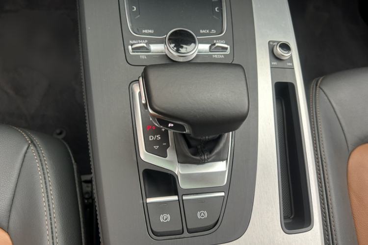 Used Audi Q5L 2020 40 TFSI Prestige Fashion Edition Gear Lever