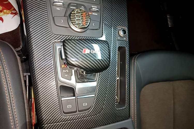 Used Audi Q5L 2020 Revised 40 TFSI Prestige Edition Gear Lever