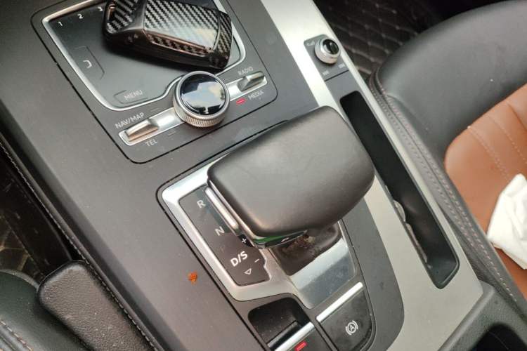 Used Audi Q5L 2020 40 TFSI Prestige Fashion Edition Gear Lever