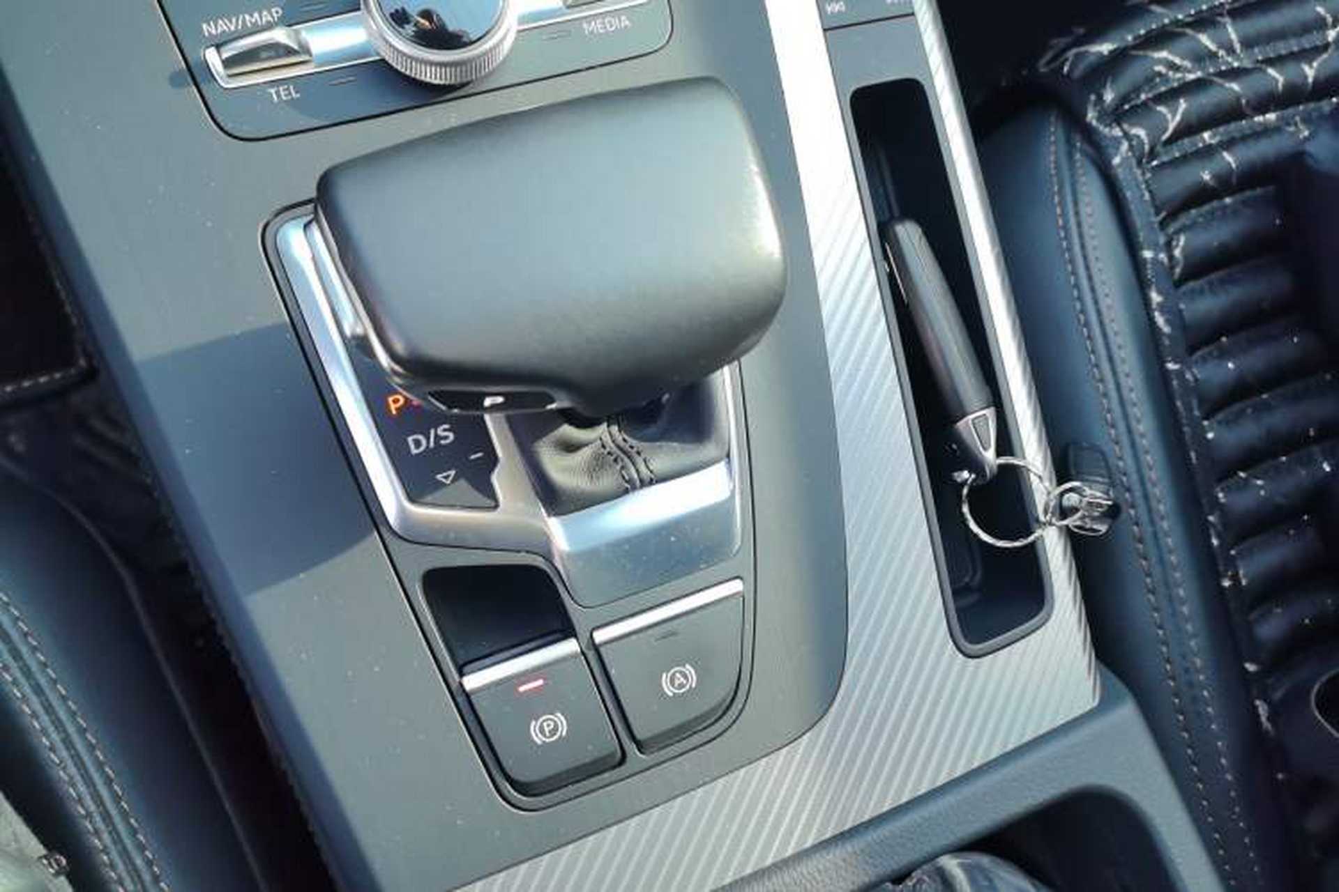 Used Audi Q5L 2020 45 TFSI Prestige Fashion Model Gear Lever