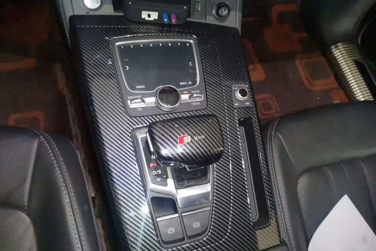 Used Audi Q5L 2020 45 TFSI Prestige Fashion Model Gear Lever