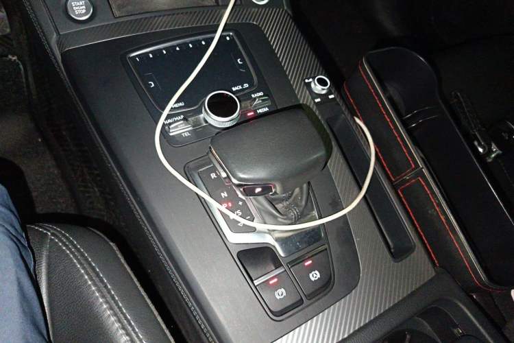 Used Audi Q5L 2020 45 TFSI Prestige Fashion Model Gear Lever