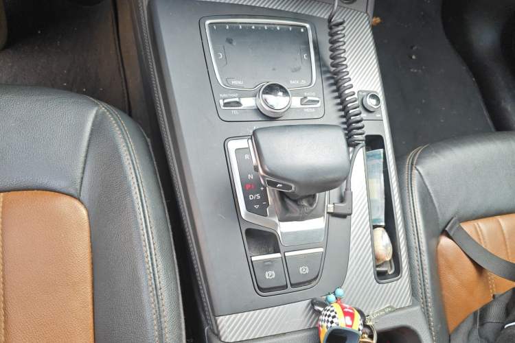 Used Audi Q5L 2020 45 TFSI Prestige Fashion Model Gear Lever