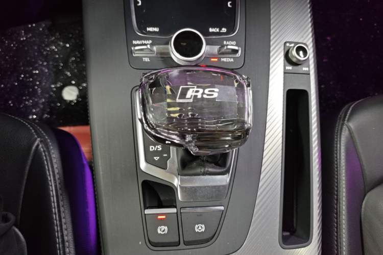 Used Audi Q5L 2020 45 TFSI Prestige Fashion Model Gear Lever