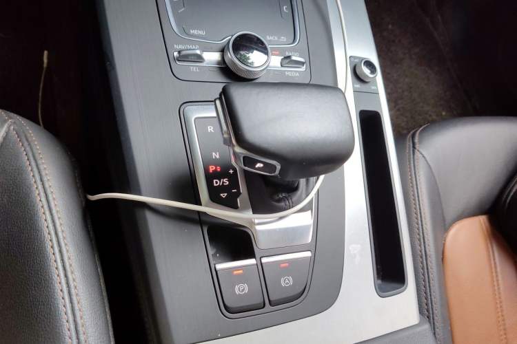 Used Audi Q5L 2020 40 TFSI Prestige Fashion Edition Gear Lever