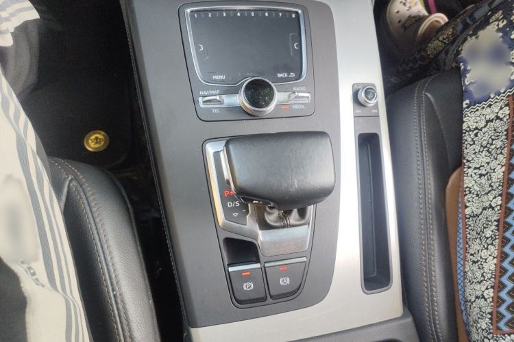 Used Audi Q5L 2020 40 TFSI Prestige Fashion Edition Gear Lever