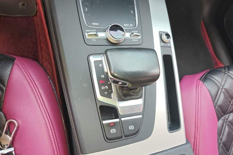 Used Audi Q5L 2020 40 TFSI Prestige Fashion Edition Gear Lever