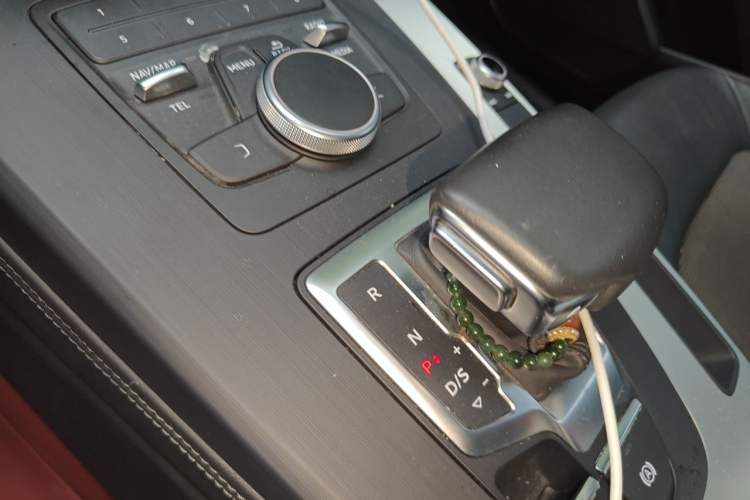Used Audi Q5L 2020 Revised 40 TFSI Prestige Edition Gear Lever