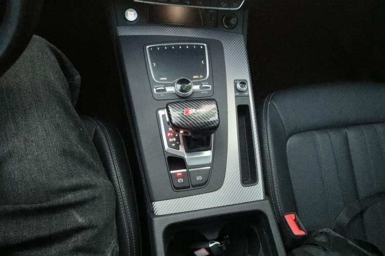 Used Audi Q5L 2020 45 TFSI Prestige Fashion Model Gear Lever