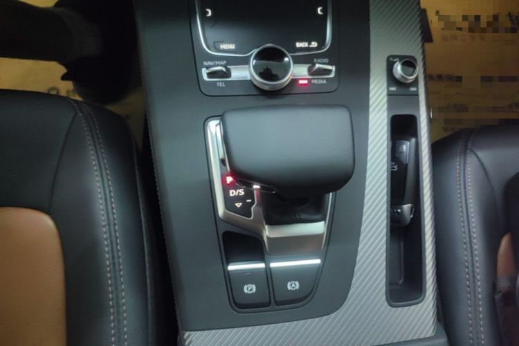 Used Audi Q5L 2020 45 TFSI Prestige Fashion Model Gear Lever