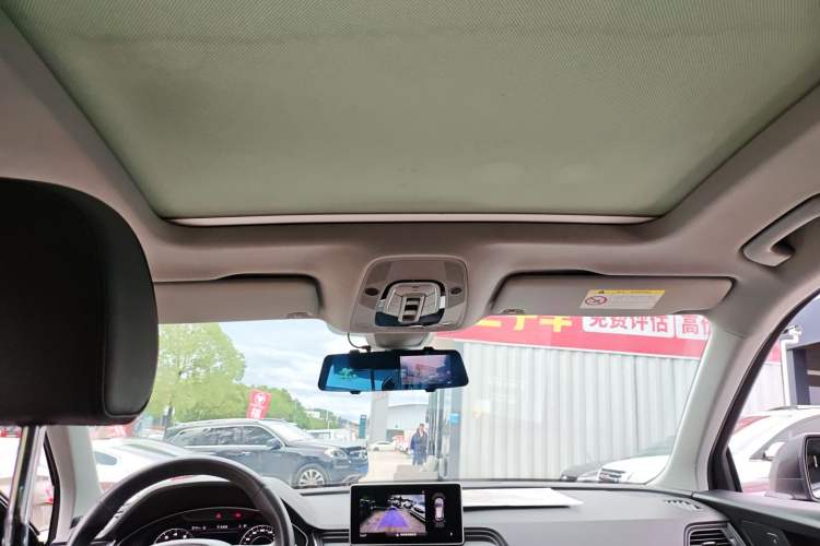 Used Audi Q5L 2020 Updated 40 TFSI Prestige Fashion Edition Headliner