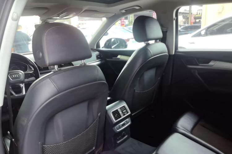 Used Audi Q5L 2020 40 TFSI Prestige Edition Headliner