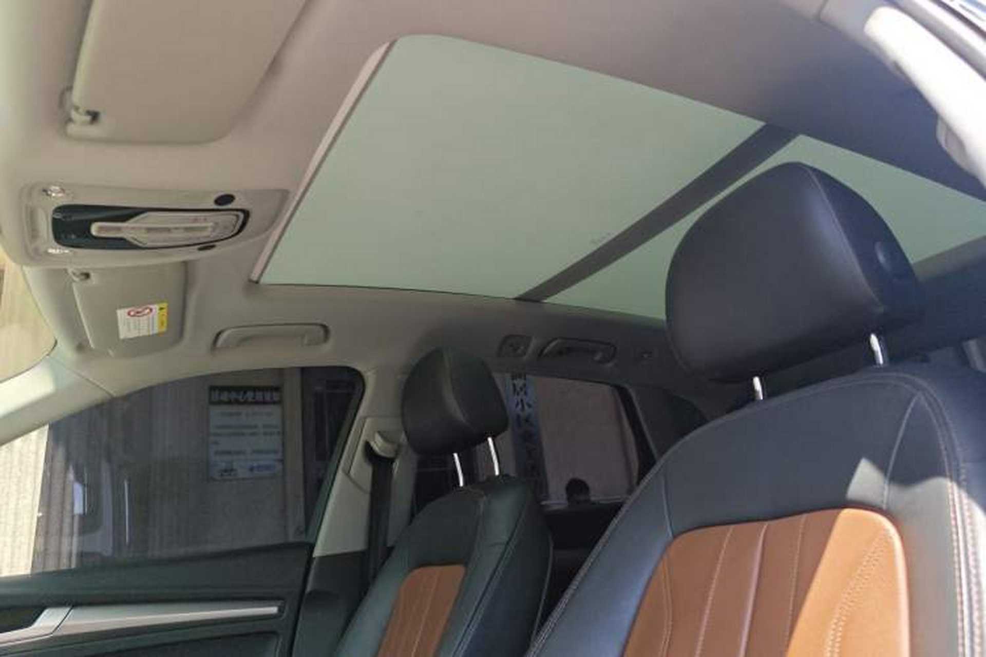 Used Audi Q5L 2020 45 TFSI Prestige Fashion Model Headliner