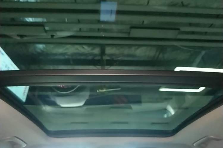Used Audi Q5L 2020 Updated 40 TFSI Prestige Fashion Edition Headliner