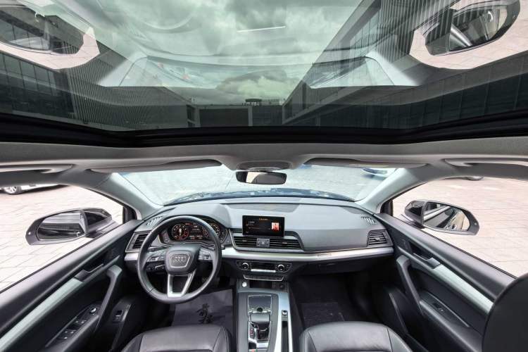 Used Audi Q5L 2020 Updated 40 TFSI Prestige Fashion Edition Headliner