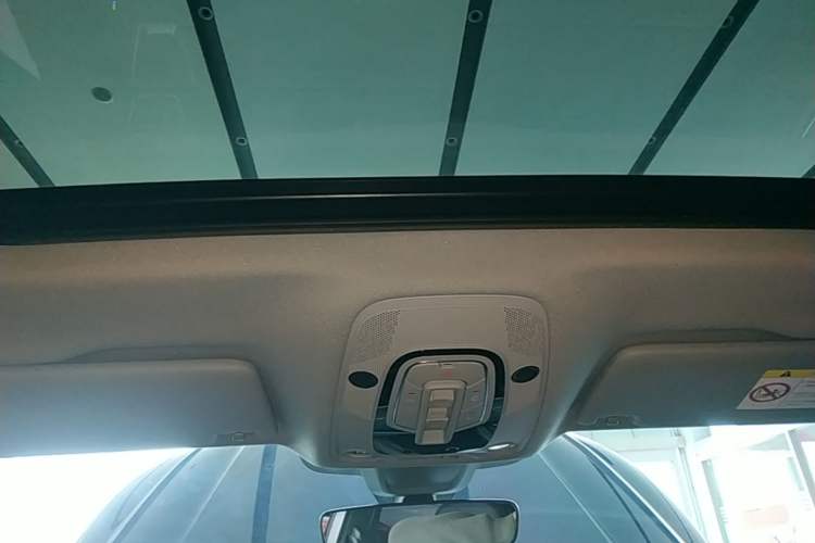 Used Audi Q5L 2020 Updated 40 TFSI Prestige Fashion Edition Headliner