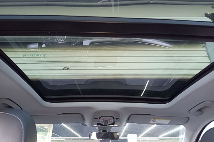 Used Audi Q5L 2020 Updated 40 TFSI Prestige Fashion Edition Headliner