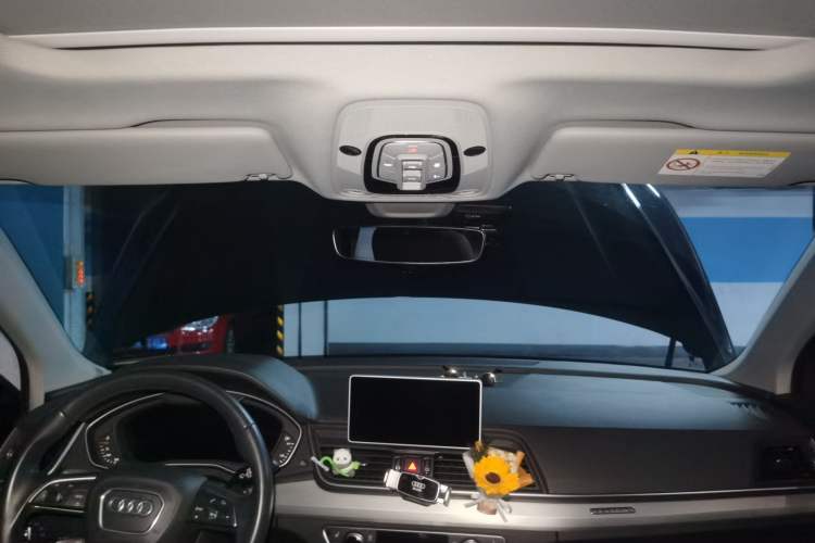 Used Audi Q5L 2020 Updated 40 TFSI Prestige Fashion Edition Headliner