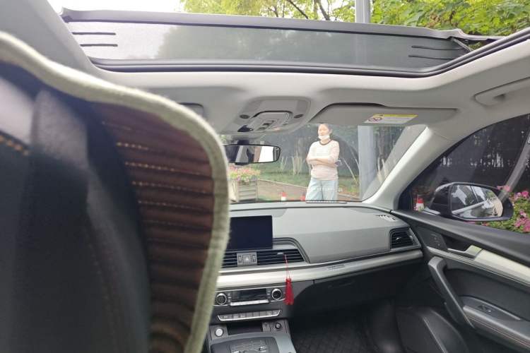 Used Audi Q5L 2020 40 TFSI Prestige Fashion Edition Headliner