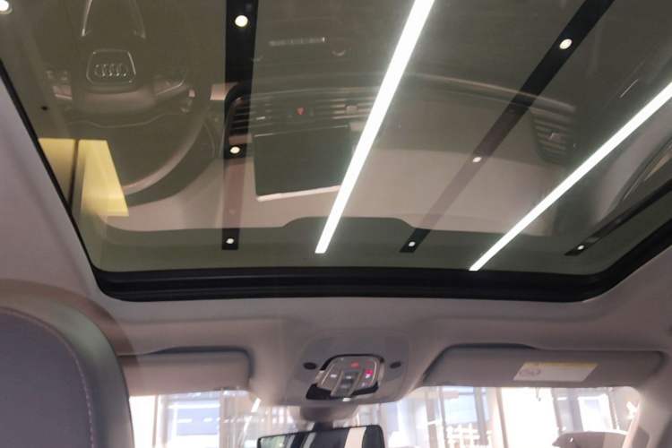 Used Audi Q5L 2020 45 TFSI Prestige Sport Edition Headliner